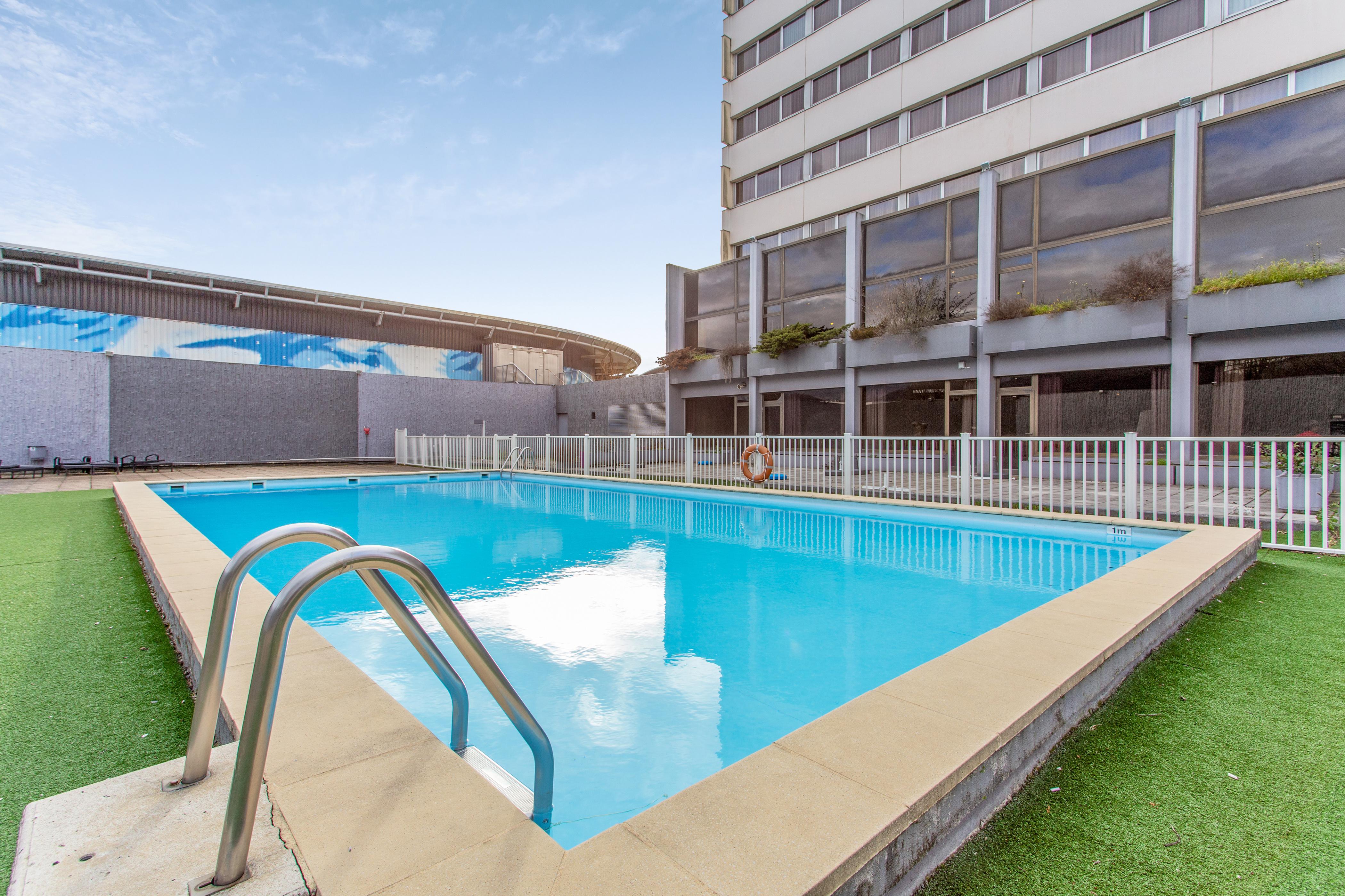 Zenitude Hotel Grenoble Alpexpo Exterior photo